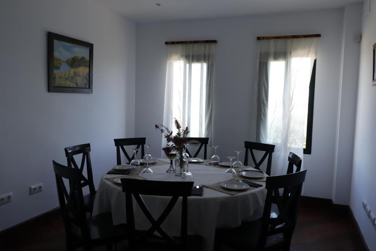 Hostal Restaurante Benalup Golf Екстер'єр фото