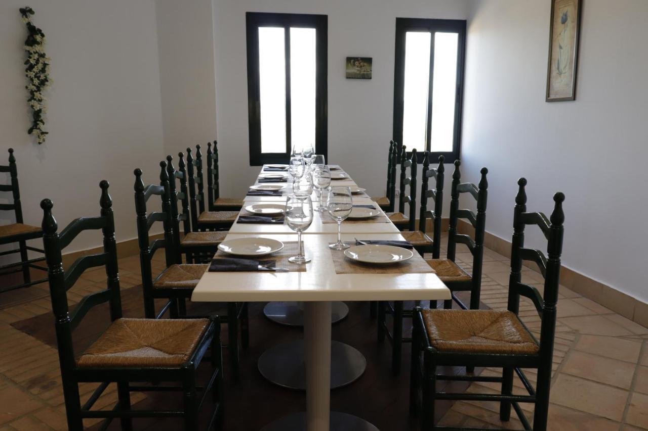 Hostal Restaurante Benalup Golf Екстер'єр фото