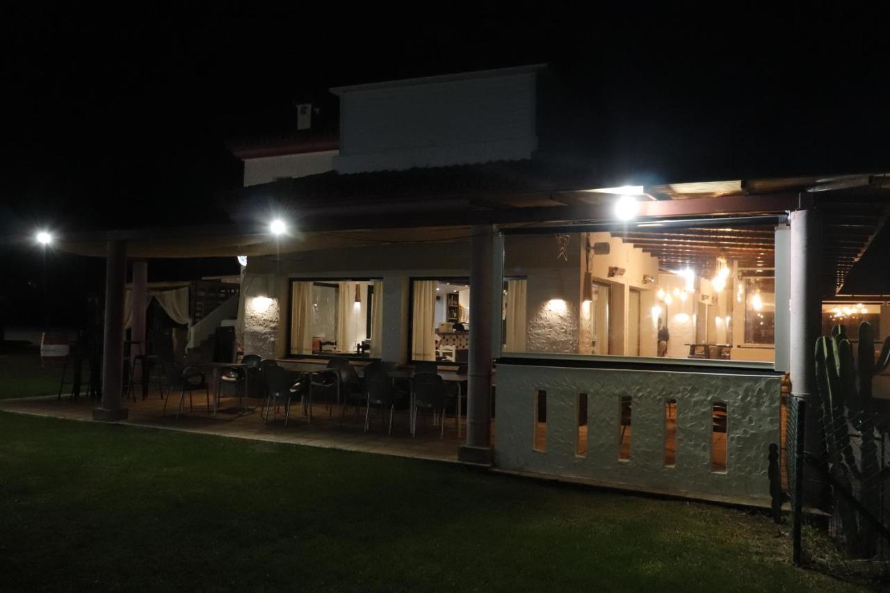 Hostal Restaurante Benalup Golf Екстер'єр фото